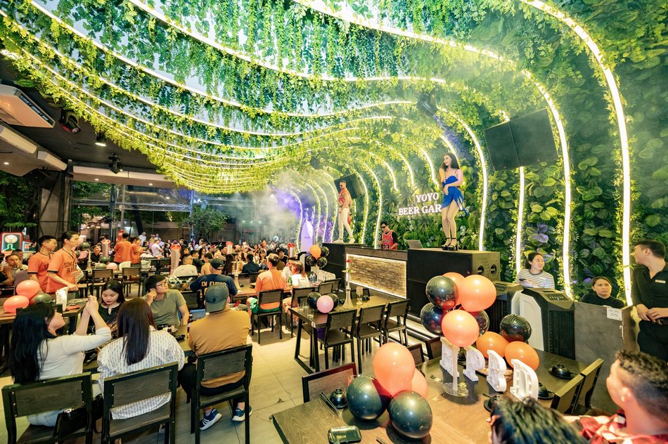 Beer Garden là gì ! Hình ảnh thiết kế thi công - set up kinh doanh Beer Garden tại KTV DECOR 4