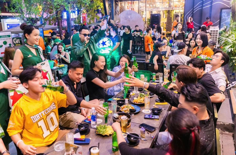 Thiết kế thi công nhà hàng Beer Garden - YOYO Beer Garden  (Hồ Con Rùa) 14