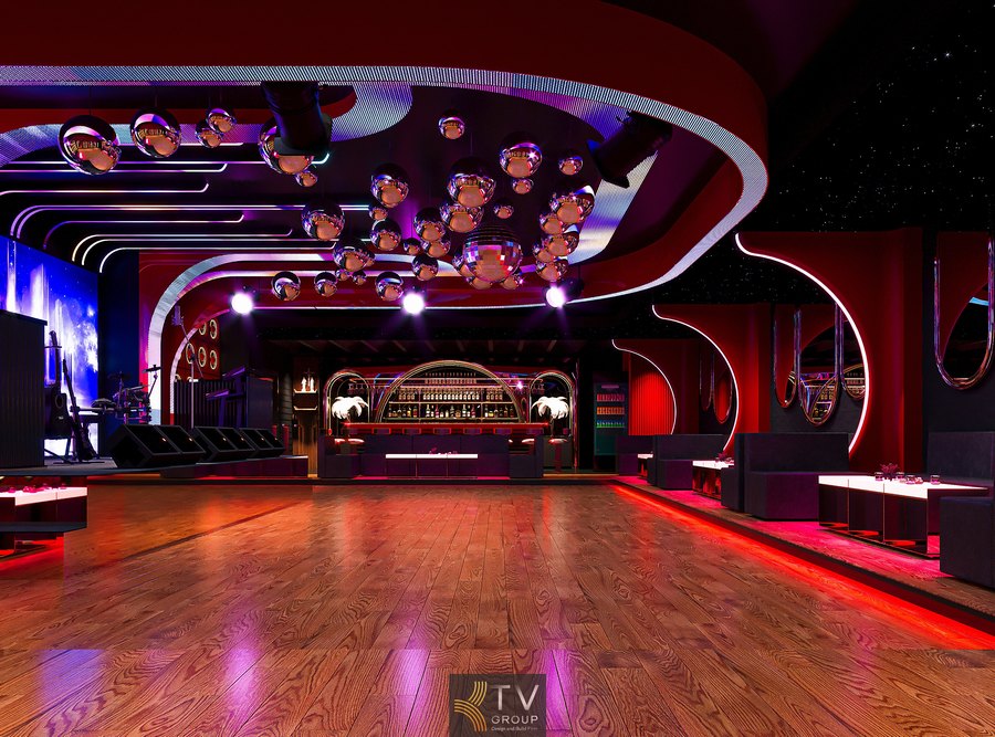 Thiết kế sofa phòng trà thoải mái cho khách thưởng thức âm nhạc.  Hệ thống đèn viền LED tạo chiều sâu cho không gian phòng trà khiêu vũ.  Thiết kế phòng trà dành cho buổi hát live thân mật và lãng mạn. 