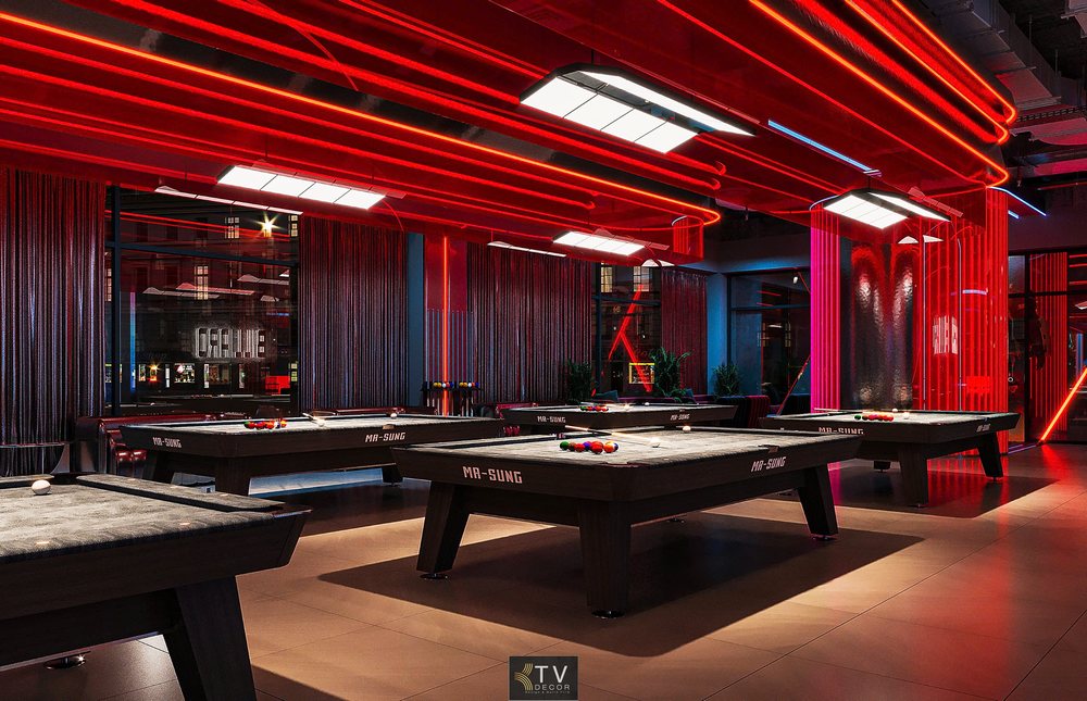 Dàn bàn bida MR.SUNG cao cấp trong không gian club với hệ trần LED neon đỏ ánh lam nổi bật – thiết kế bởi KTV Decor