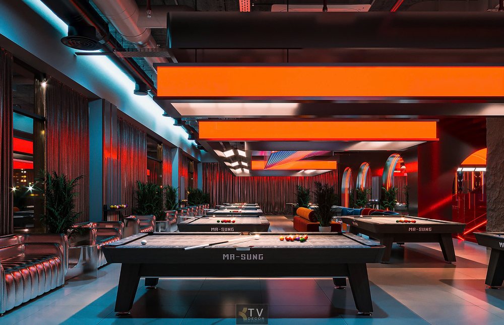 Khám phá thiết kế Club BiDa từ KTV DECOR với hệ thống đèn LED hộp dài, bàn MA-SUNG cao cấp và nội thất kim loại chrome hiện đại, tạo nên không gian giải trí đậm chất công nghệ và sang trọng.
