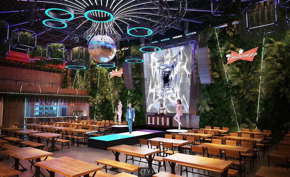 Không gian sân khấu trung tâm kết hợp ánh sáng – âm thanh hiện đại tại Beer Garden TP.HCM do KTV DECOR thiết kế
