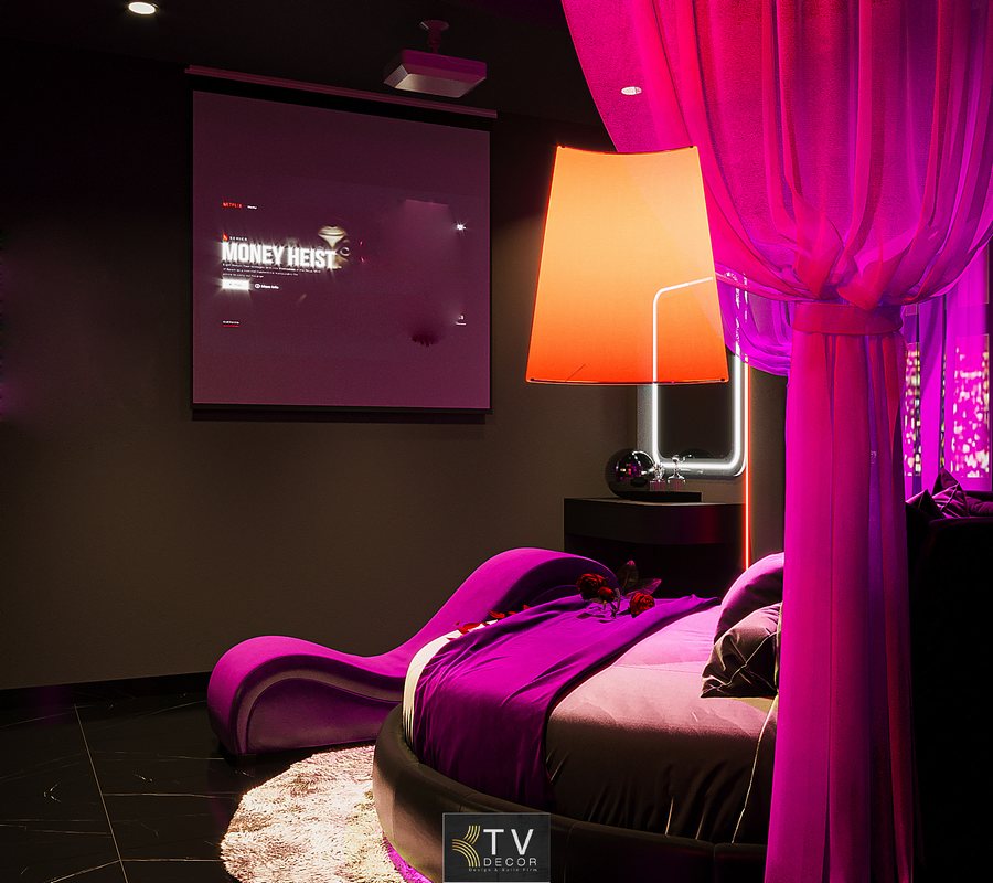 1. Định nghĩa & phong cách thiết kế  Phong cách Romantic Neon Boutique là xu hướng thiết kế phòng khách sạn dành cho cặp đôi, sử dụng hệ ánh sáng LED tím – hồng kết hợp décor mềm mại, tạo nên cảm xúc thị giác mạnh và trải nghiệm riêng tư. Không gian tập trung vào: