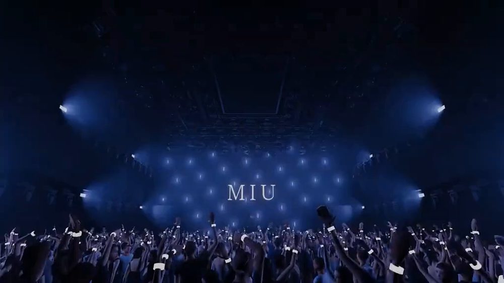 Thiết kế sân khấu Bar EDM với hệ thống LED Matrix và ánh sáng trình diễn đẳng cấp Không gian Bar Nightclub hiện đại với hiệu ứng ánh sáng trắng và sân khấu EDM chuyên nghiệp 