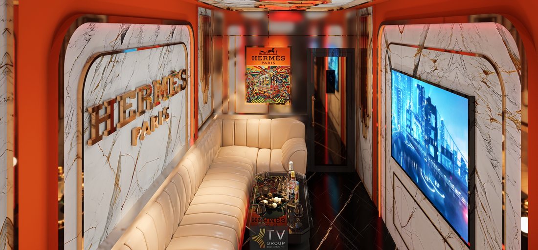 Mẫu thiết kế thi công phòng karaoke VIP phong cách Luxury Fashion lấy cảm hứng Hermès Paris, nổi bật với tone cam sang trọng, đá marble cao cấp, ánh sáng nghệ thuật và bố cục tối ưu vận hành, phù hợp mô hình karaoke cao cấp tại TP.HCM. 