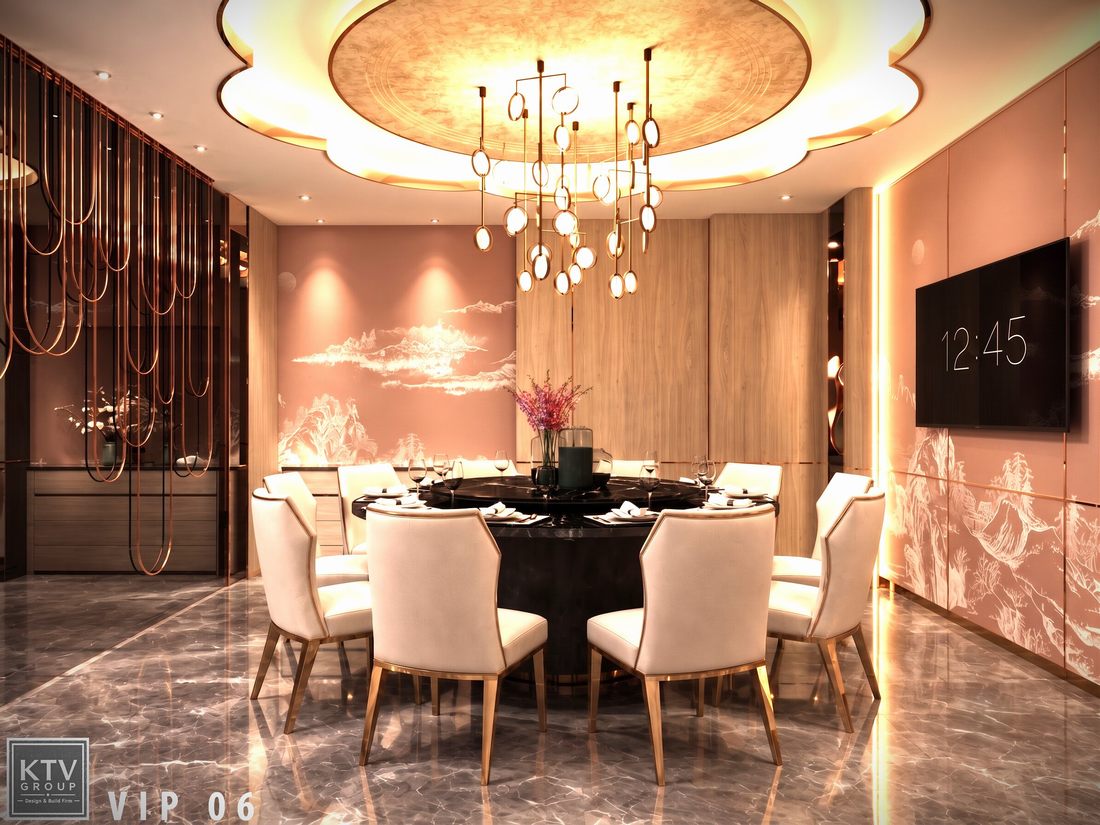 Thiết kế nội thất phòng VIP 06 Viet Pho Restaurant với bàn ăn tròn cao cấp, ghế bọc nệm màu kem, trần nghệ thuật và hệ đèn thả trang trí sang trọng