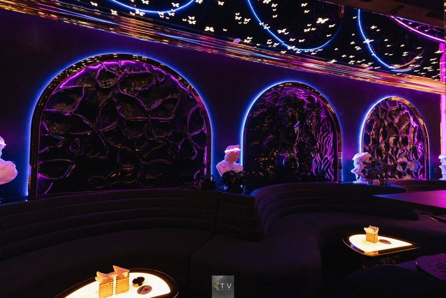 KTV DECOR - Hotline : 0823997799 - Báo giá thiết kế thi công quán cafe DJ đẹp 23