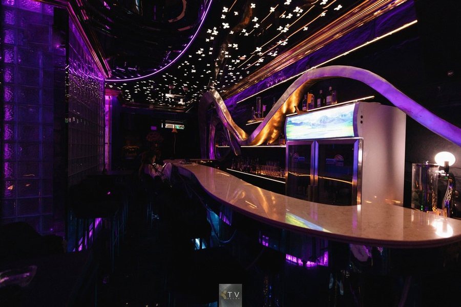 KTV DECOR - Hotline : 0823997799 - Báo giá thiết kế thi công quán cafe DJ đẹp 4