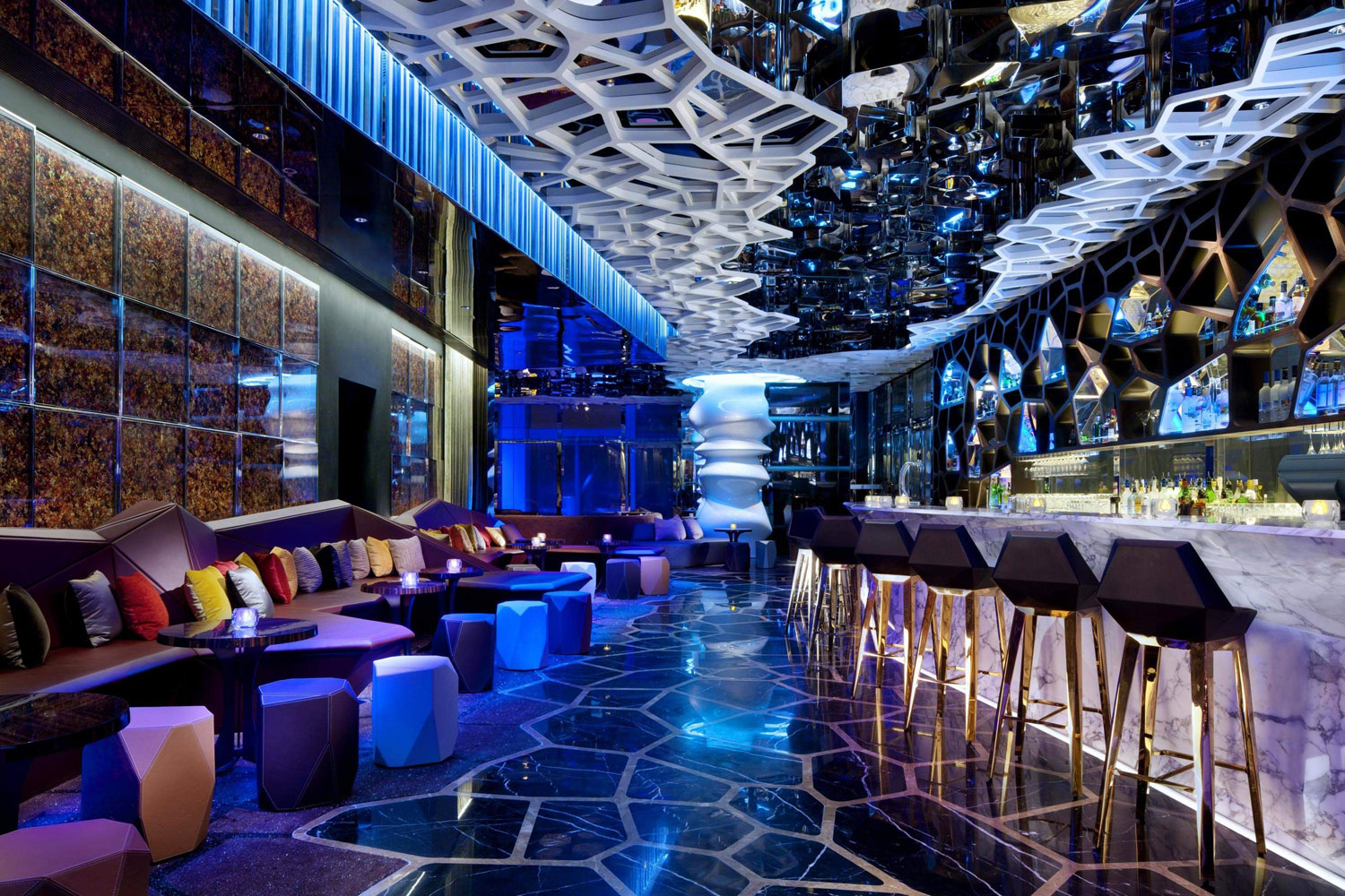 Tìm hiểu 3 mô hình giải trí Bar Club và Lounge  Thiết kế website khách  sạn chuyên nghiệp