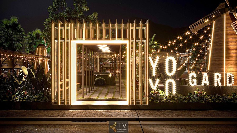 “Nhà hàng ngoài trời với ánh sáng vàng tạo cảm giác ấm cúng và thư giãn.”  “Không gian Garden Restaurant lung linh với đèn dây và cây xanh về đêm.” 2