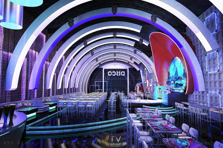 Thiết kế nhà hàng Disco Warehouse phong cách Retro Disco Futuristic với trần vòm ánh sáng hiện đại 