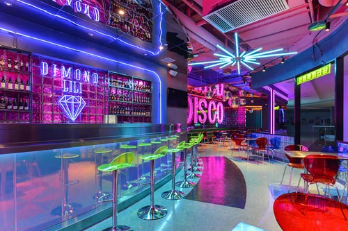Hình ảnh Bar Lounge đẹp ST04,một quán bar đẹp, và ấn tượng thì trước tiên ,phải có sự khác biệt ,về kiến trúc nội thất, ánh sáng và âm thanh, phải mang phong cách riêng.